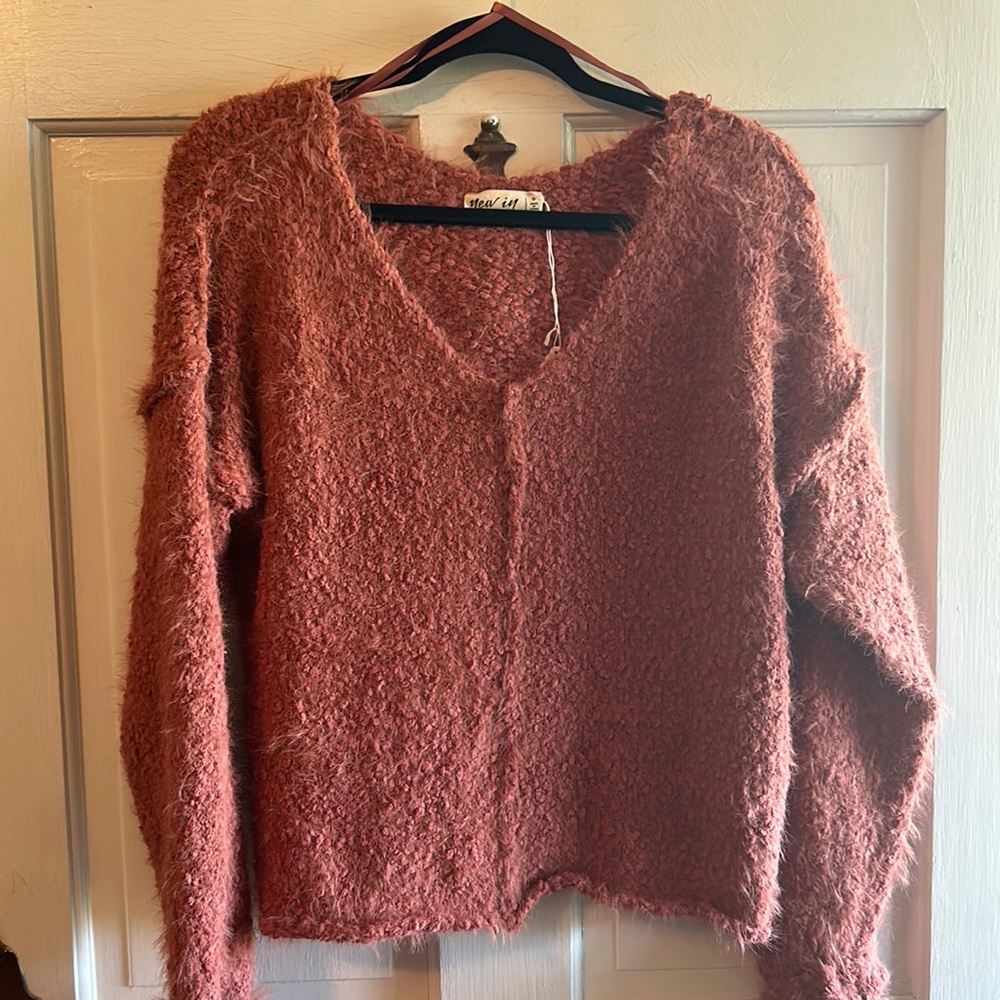 New In Sweater Sz Small